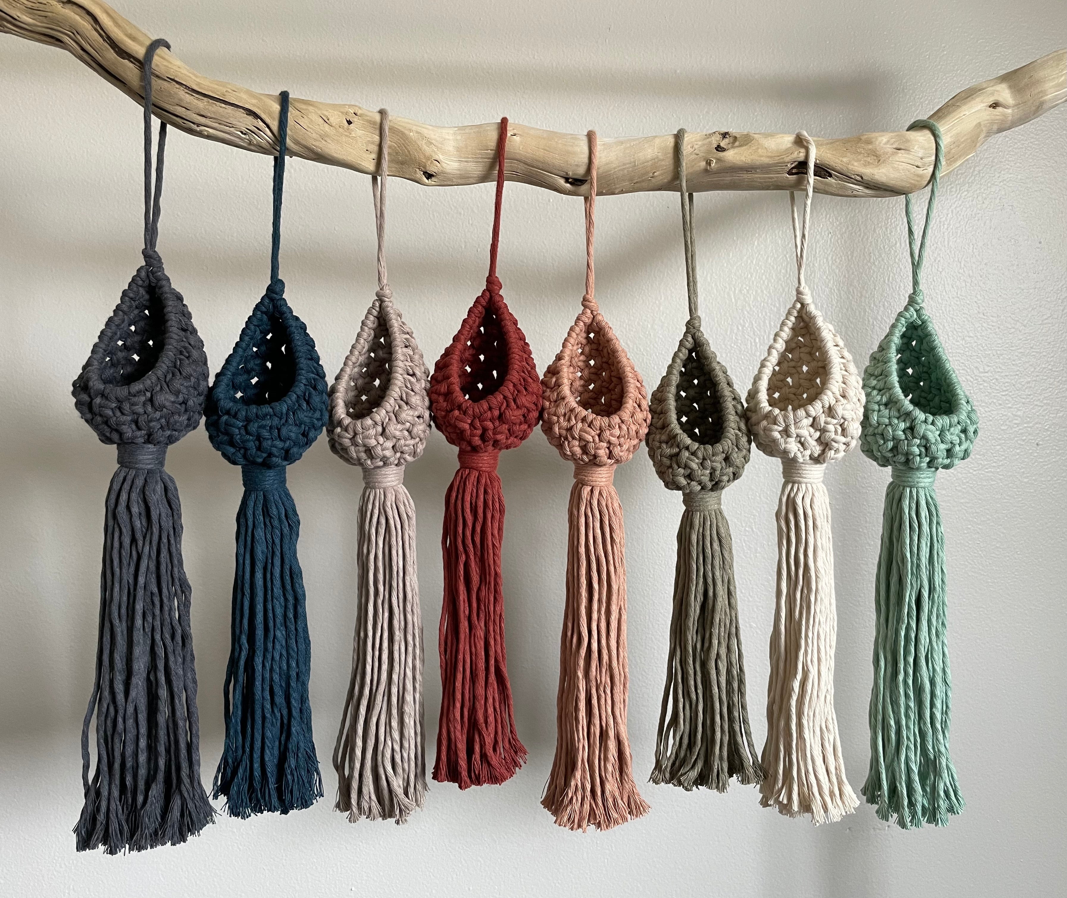 macrame pod plant hanger Macramé Air Plant Pod – theposiepatch
